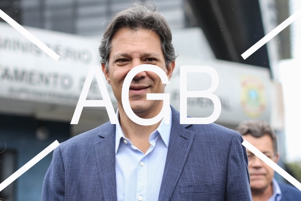 Haddad visita Lula