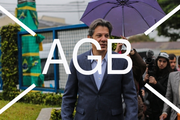 Haddad visita Lula